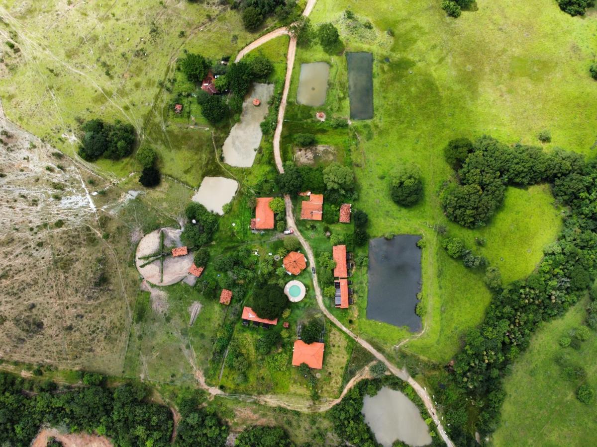 Pousada Veredas, Cafe E 08 Cachoeiras Na Propriedade Incluso ! Cavalcante Bagian luar foto